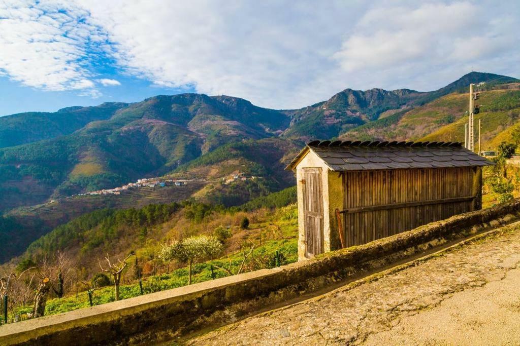 "Casa Do Avo Patricio" Mountain Experience Villa Parada  Eksteriør bilde